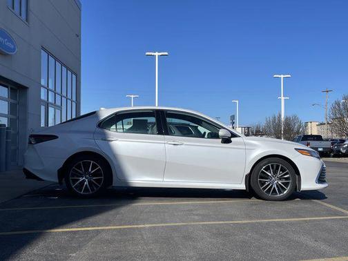 2023 Toyota Camry XLE