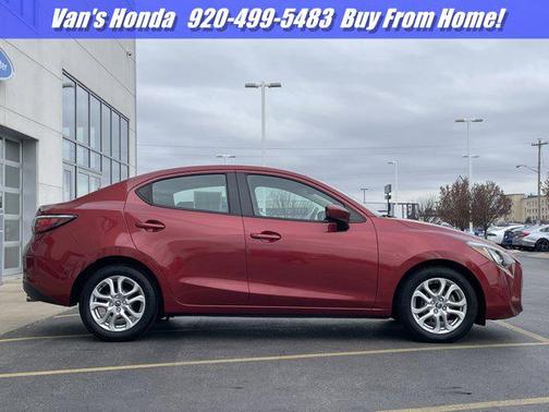 2017 Toyota Yaris iA Base