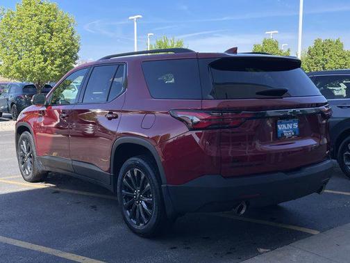 Radiant Red Tintcoat 2023 Chevrolet Traverse RS