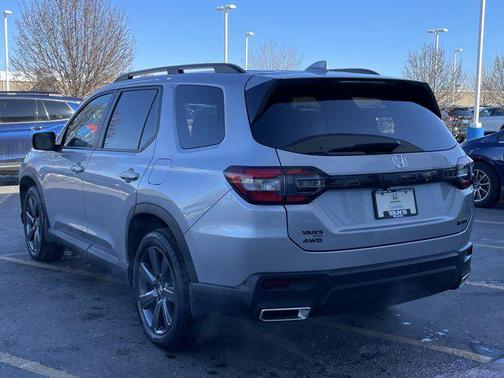 2025 Honda Pilot Sport