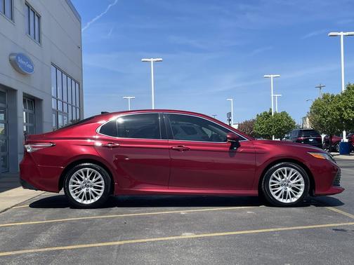 Ruby Flare Pearl 2019 Toyota Camry LE