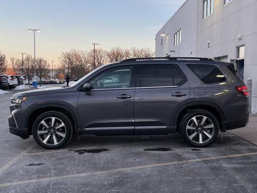 2025 Honda Pilot Elite