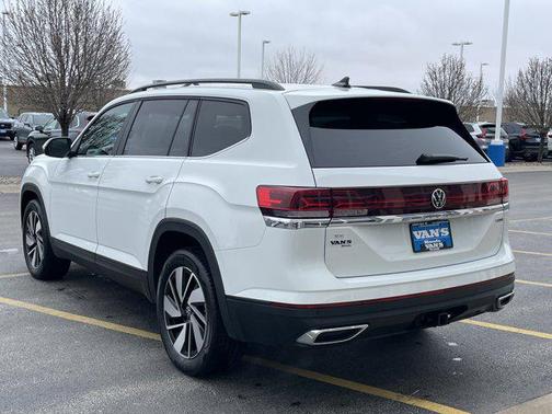 2024 Volkswagen Atlas 2.0T SE w/Technology 4MOTION