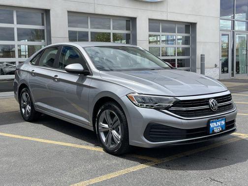 Pyrite Silver Metallic 2024 Volkswagen Jetta 1.5T SE