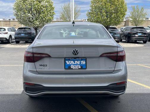 Pyrite Silver Metallic 2024 Volkswagen Jetta 1.5T SE