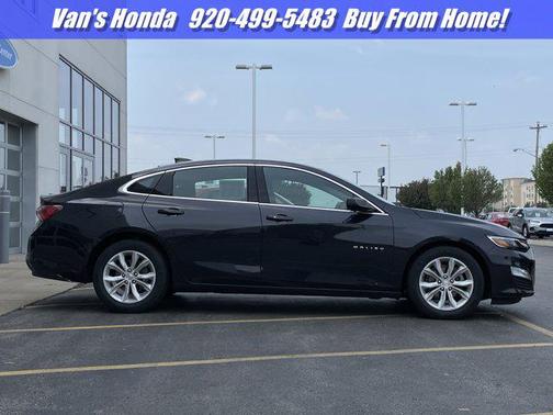 2022 Chevrolet Malibu FWD LT
