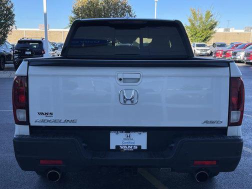 2022 Honda Ridgeline Black