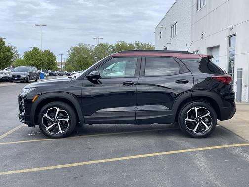 Mosaic Black Metallic 2023 Chevrolet Trailblazer RS
