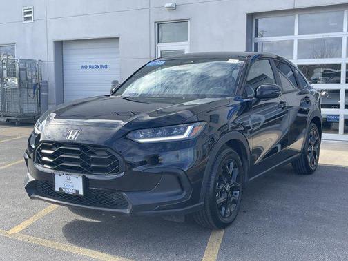 Crystal Black Pearl 2023 Honda HR-V AWD Sport