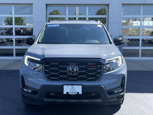 Sonic Gray Pearl 2023 Honda Passport AWD TrailSport