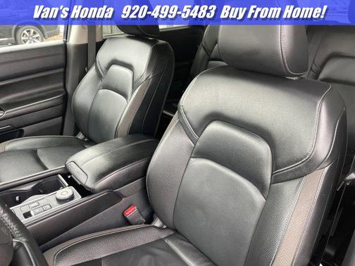 2023 Nissan Pathfinder SL 4WD