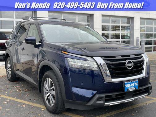 2023 Nissan Pathfinder SL 4WD