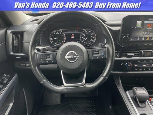 2023 Nissan Pathfinder SL 4WD