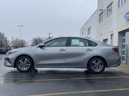 Steel Gray 2024 Kia Forte LXS