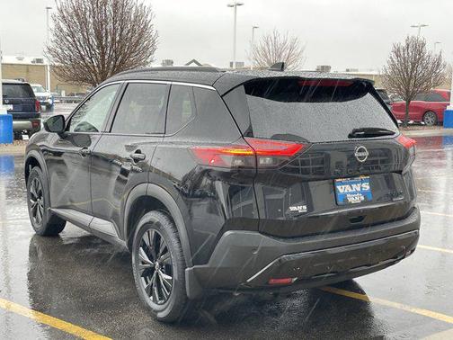 Super Black 2023 Nissan Rogue SV