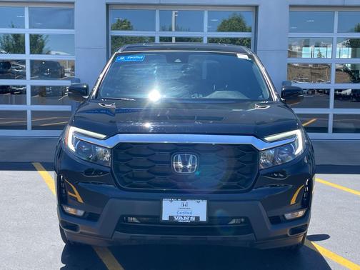 Crystal Black Pearl 2023 Honda Passport AWD EX-L