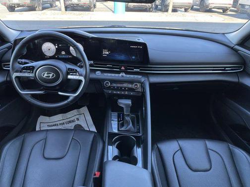 2025 Hyundai ELANTRA Limited