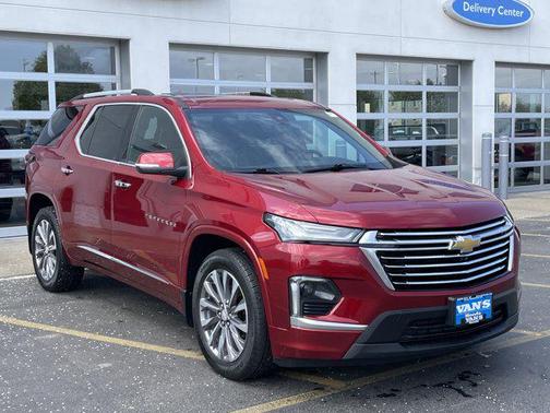 Radiant Red Tintcoat 2023 Chevrolet Traverse Premier