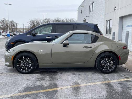 2024 Mazda MX-5 Miata RF Grand Touring