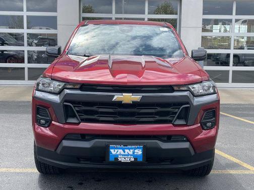 Radiant Red Tintcoat 2023 Chevrolet Colorado LT