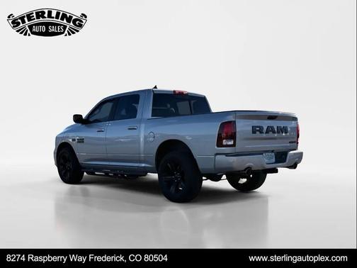Bright Silver Metallic Clearcoat 2018 RAM 1500 Night Crew Cab 4x4 5'7' Box
