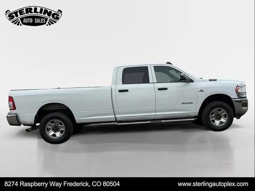 Bright White Clearcoat 2022 RAM 3500 Tradesman Crew Cab 4x4 8' Box