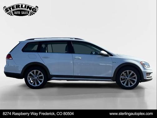 2017 Volkswagen Golf Alltrack TSI S