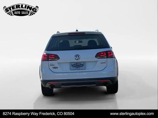 2017 Volkswagen Golf Alltrack TSI S