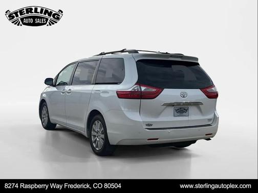 2015 Toyota Sienna XLE