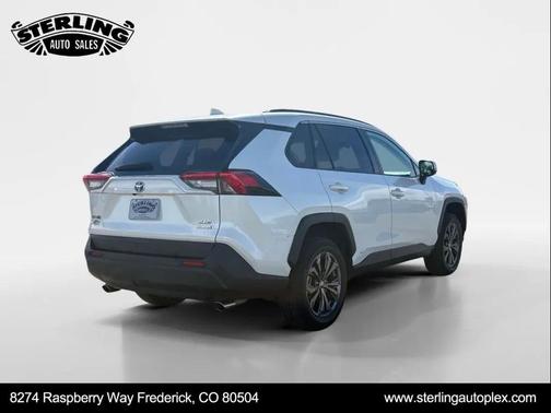 2022 Toyota RAV4 Hybrid XLE Premium