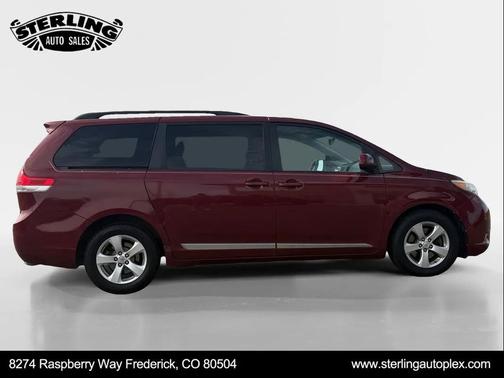 2012 Toyota Sienna 