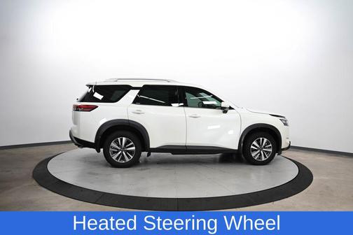 2024 Nissan Pathfinder SL 4WD