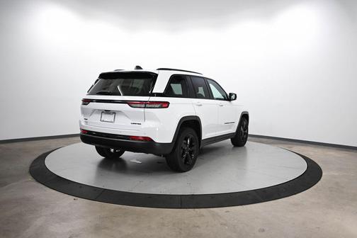 2023 Jeep Grand Cherokee Limited X
