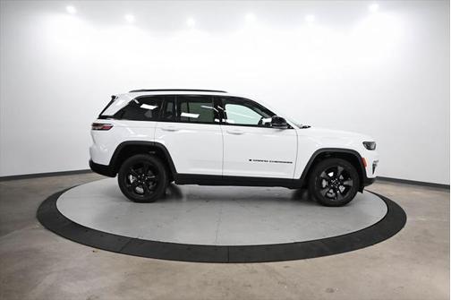 2023 Jeep Grand Cherokee Limited X