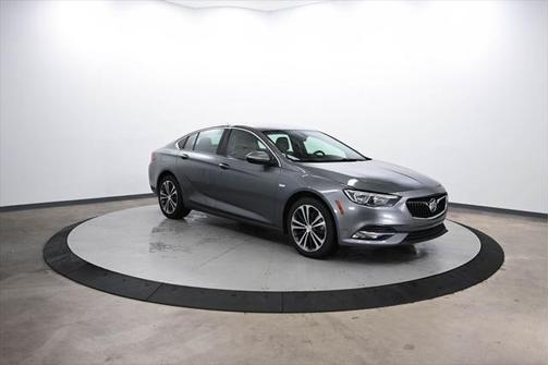 2020 Buick Regal Sportback FWD Essence
