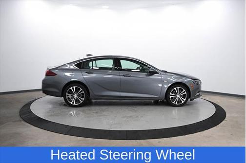 2020 Buick Regal Sportback FWD Essence