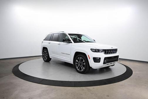 2022 Jeep Grand Cherokee Overland