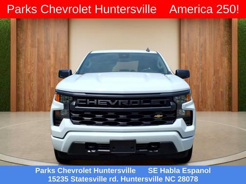 Summit White 2025 Chevrolet Silverado 1500 Custom