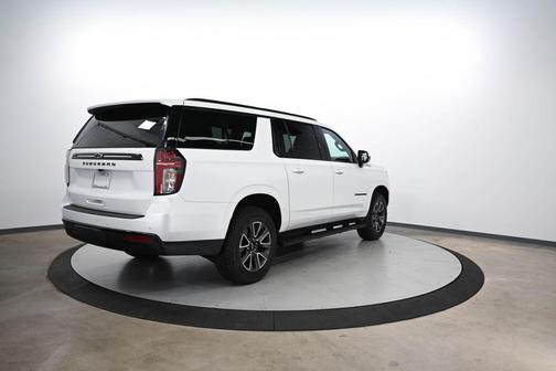 2023 Chevrolet Suburban 4WD Z71