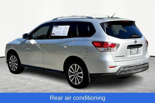 2015 Nissan Pathfinder S