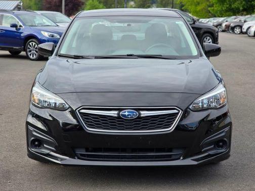 Crystal Black Silica 2017 Subaru Impreza 2.0i Premium