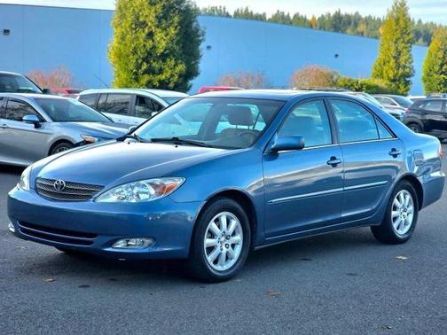 2004 Toyota Camry XLE V6