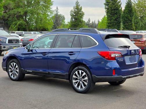 Lapis Blue Pearl 2015 Subaru Outback 2.5i Limited