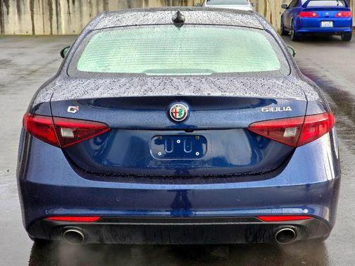 2017 Alfa Romeo Giulia Ti