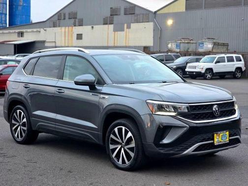2023 Volkswagen Taos 1.5T SE