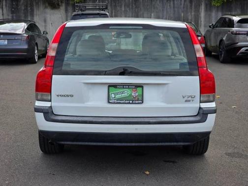 2004 Volvo V70 2.5T