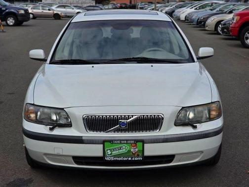 2004 Volvo V70 2.5T