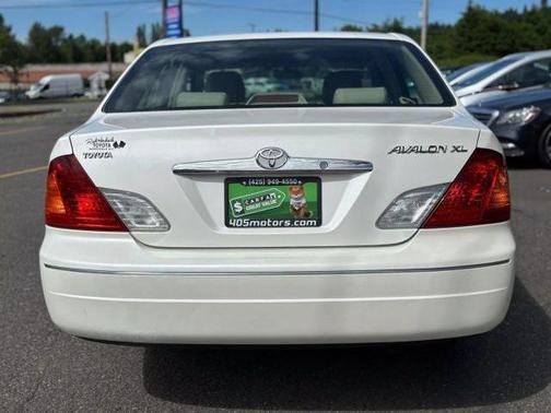 2001 Toyota Avalon XL