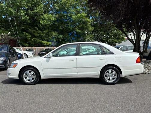 2001 Toyota Avalon XL