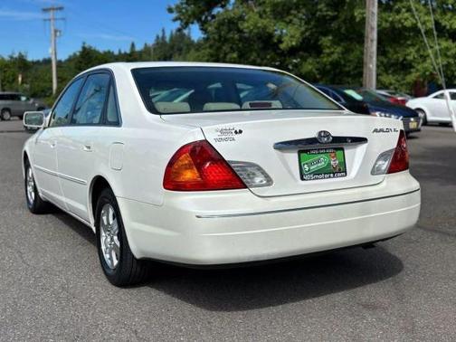 2001 Toyota Avalon XL